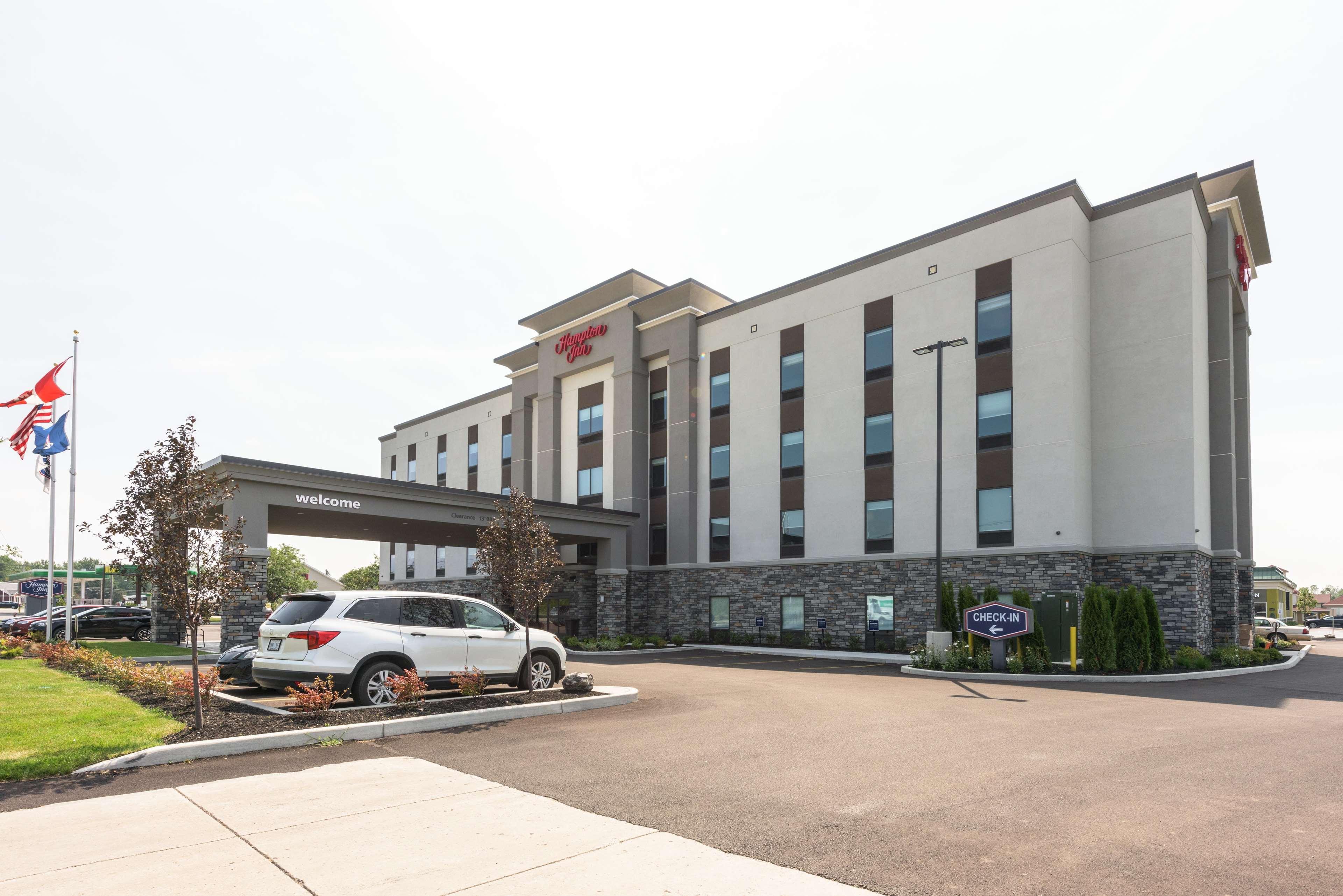 Hampton Inn Hamburg Exterior photo